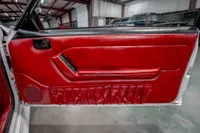 1991-Ford-Mustang-Oxford White-112743-47.jpg